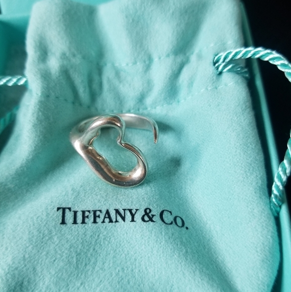 Tiffany & Co. Elsa Peretti Open Heart Ring - Picture 4 of 5